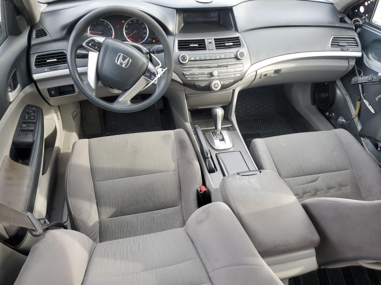 2011 Honda Accord - Image 8