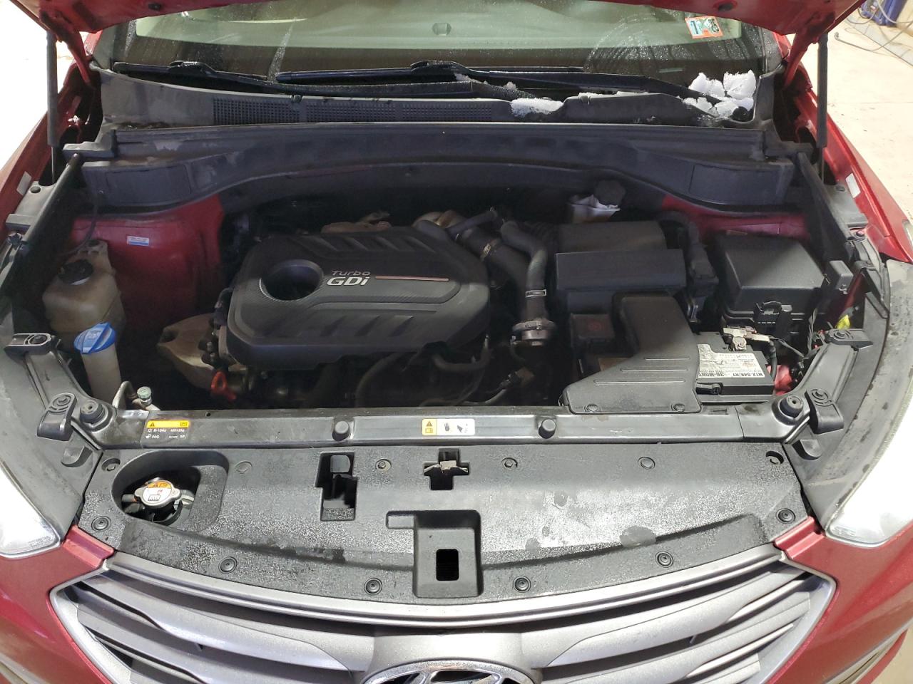 2017 Hyundai Santa Fe - Image 12