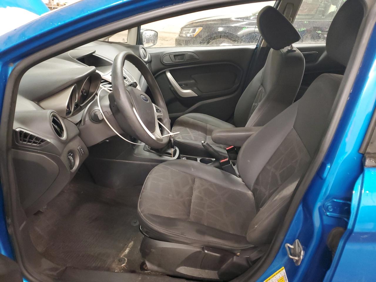 2012 Ford Fiesta - Image 7
