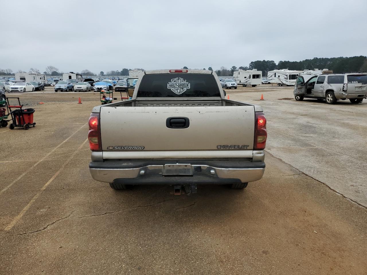 2003 Chevrolet Silverado - Image 6