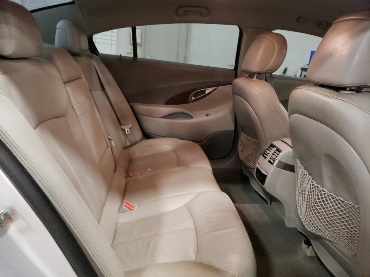 2011 Buick LaCrosse - Image 10
