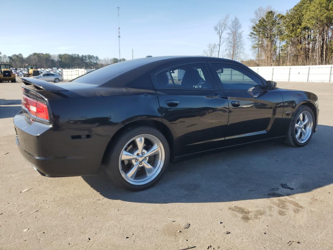 2011 Dodge Charger - Image 3
