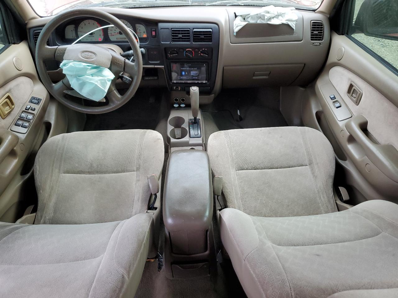 2004 Toyota Tacoma - Image 8
