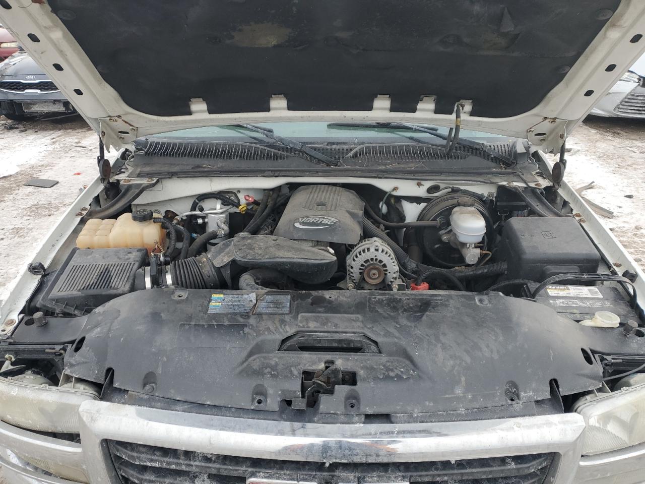 2006 GMC Sierra - Image 11