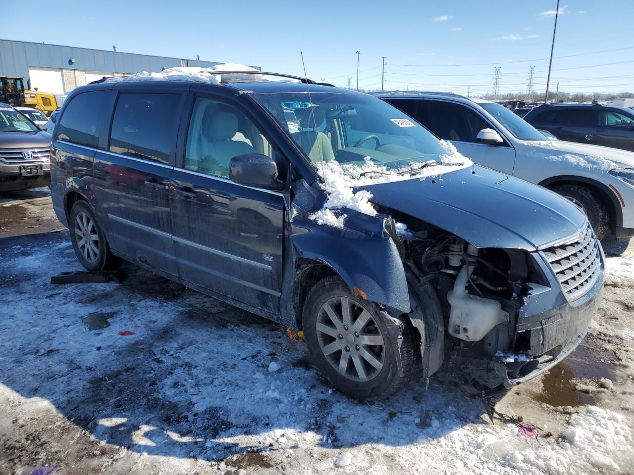 2009 Chrysler Town & Country - Image 4