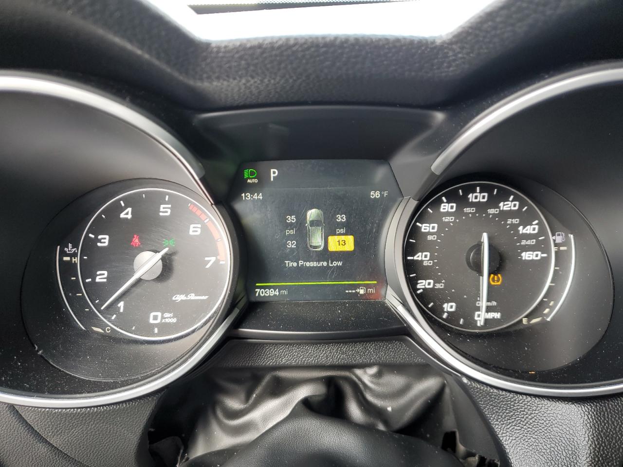 2018 Alfa Romeo Stelvio - Image 9