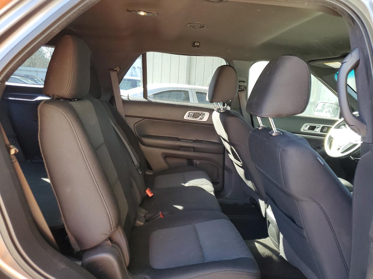 2012 Ford Explorer - Image 11