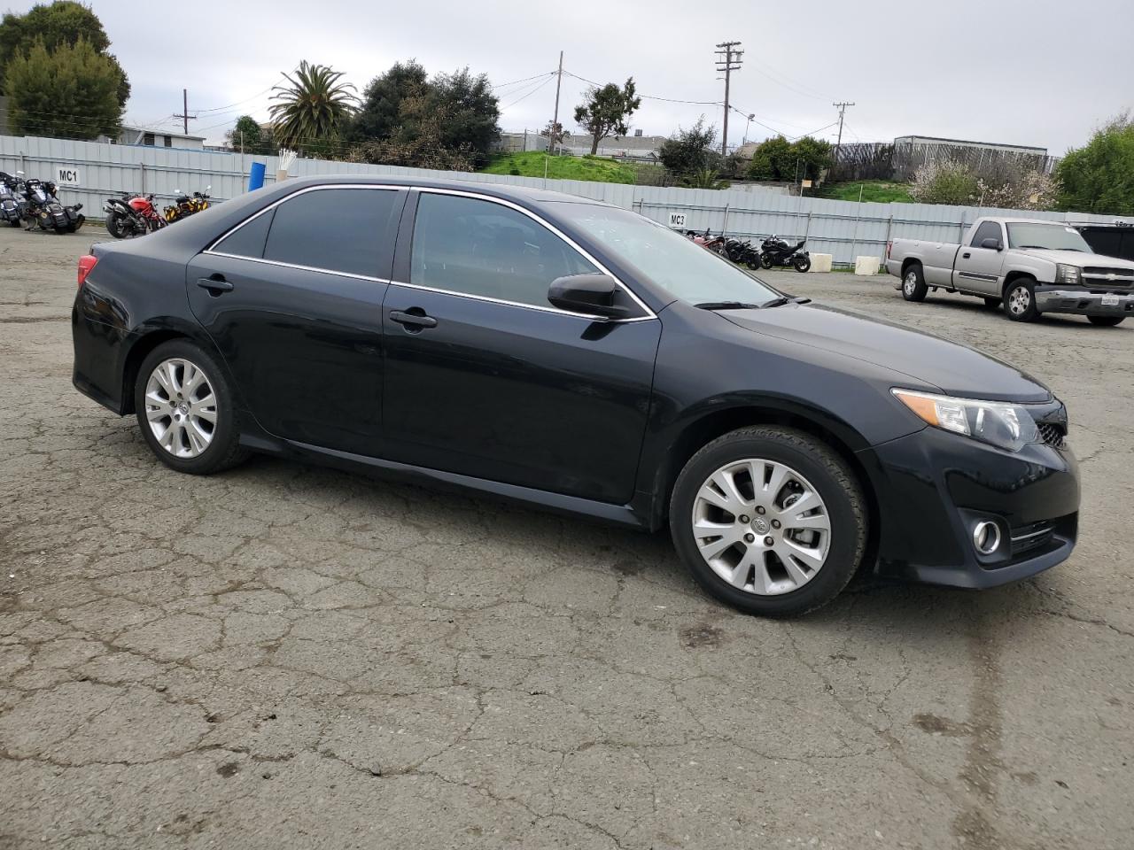 2014 Toyota Camry - Image 4