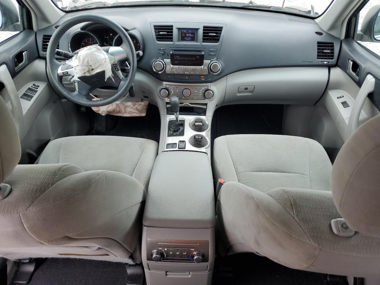 2012 Toyota Highlander - Image 8