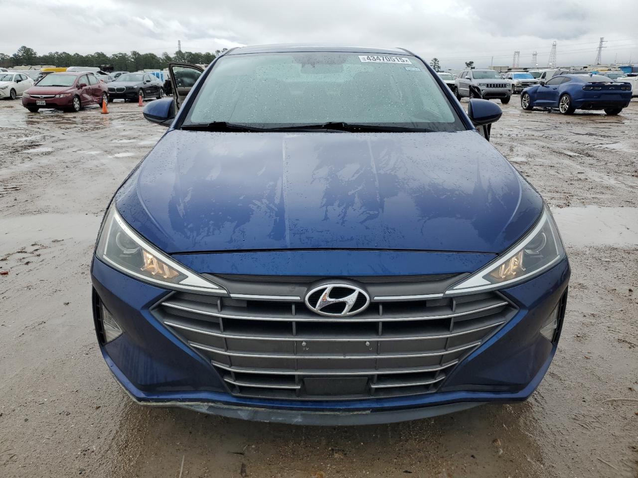 2020 Hyundai Elantra - Image 5
