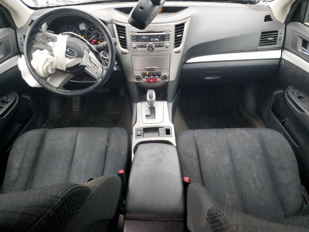 2011 Subaru Outback - Image 8