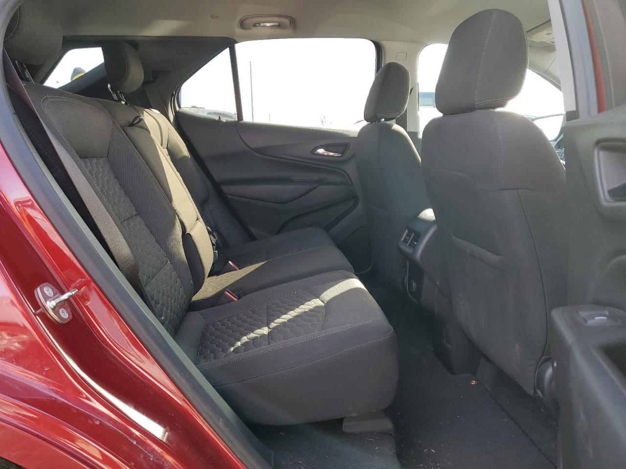2018 Chevrolet Equinox - Image 11