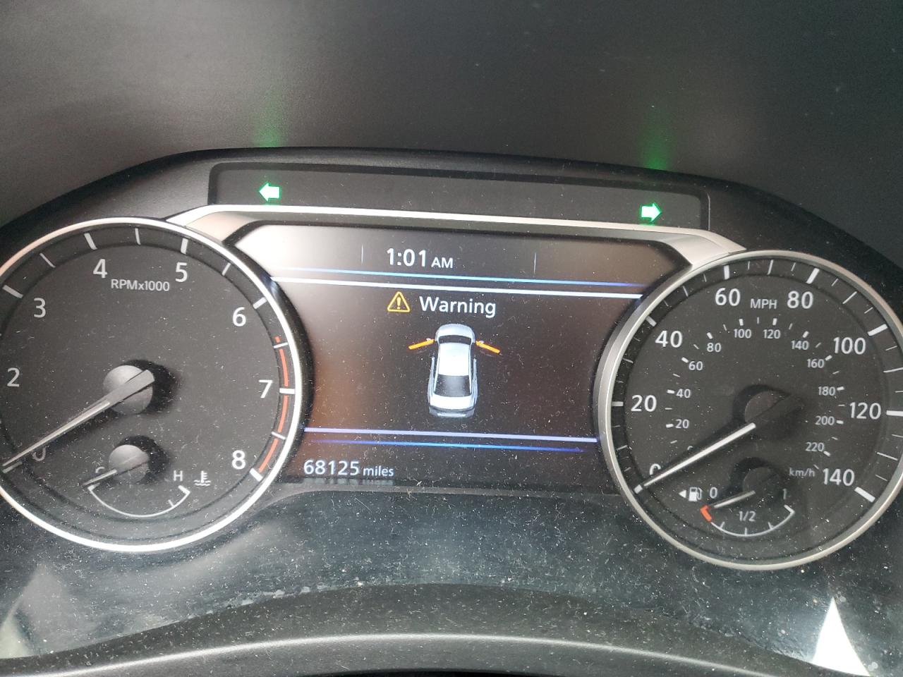 2021 Nissan Altima - Image 9