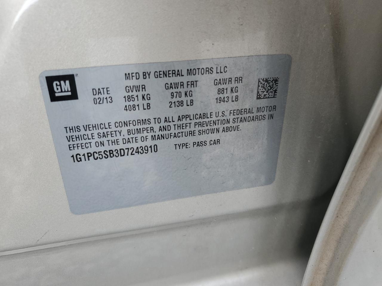 2013 Chevrolet Cruze - Image 14