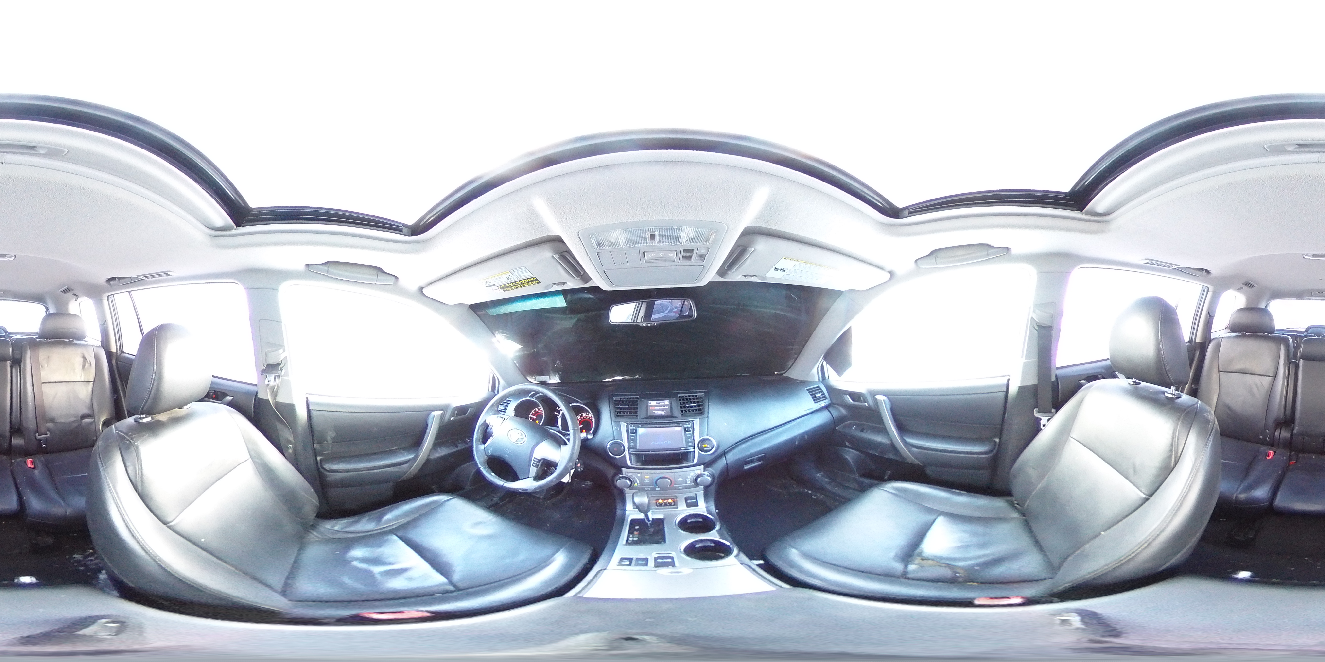 2013 Toyota Highlander - Image 16