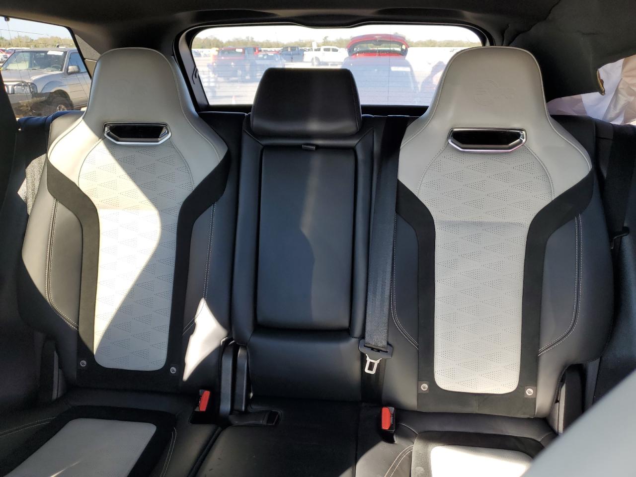2020 Land Rover Range Rover - Image 10