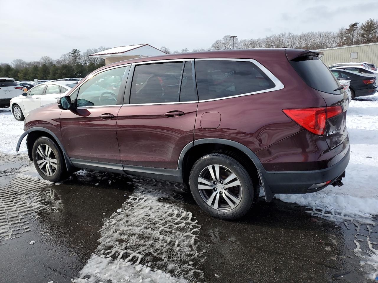 2016 Honda Pilot - Image 2