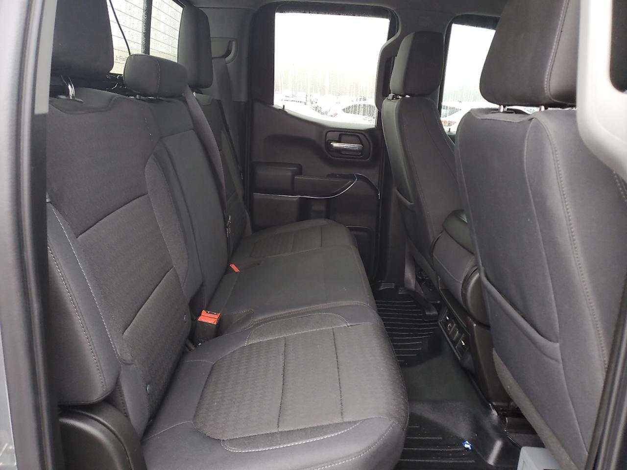 2019 Chevrolet Silverado - Image 10