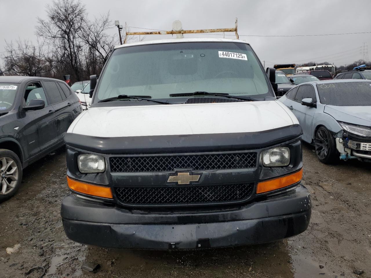2014 Chevrolet Express - Image 5