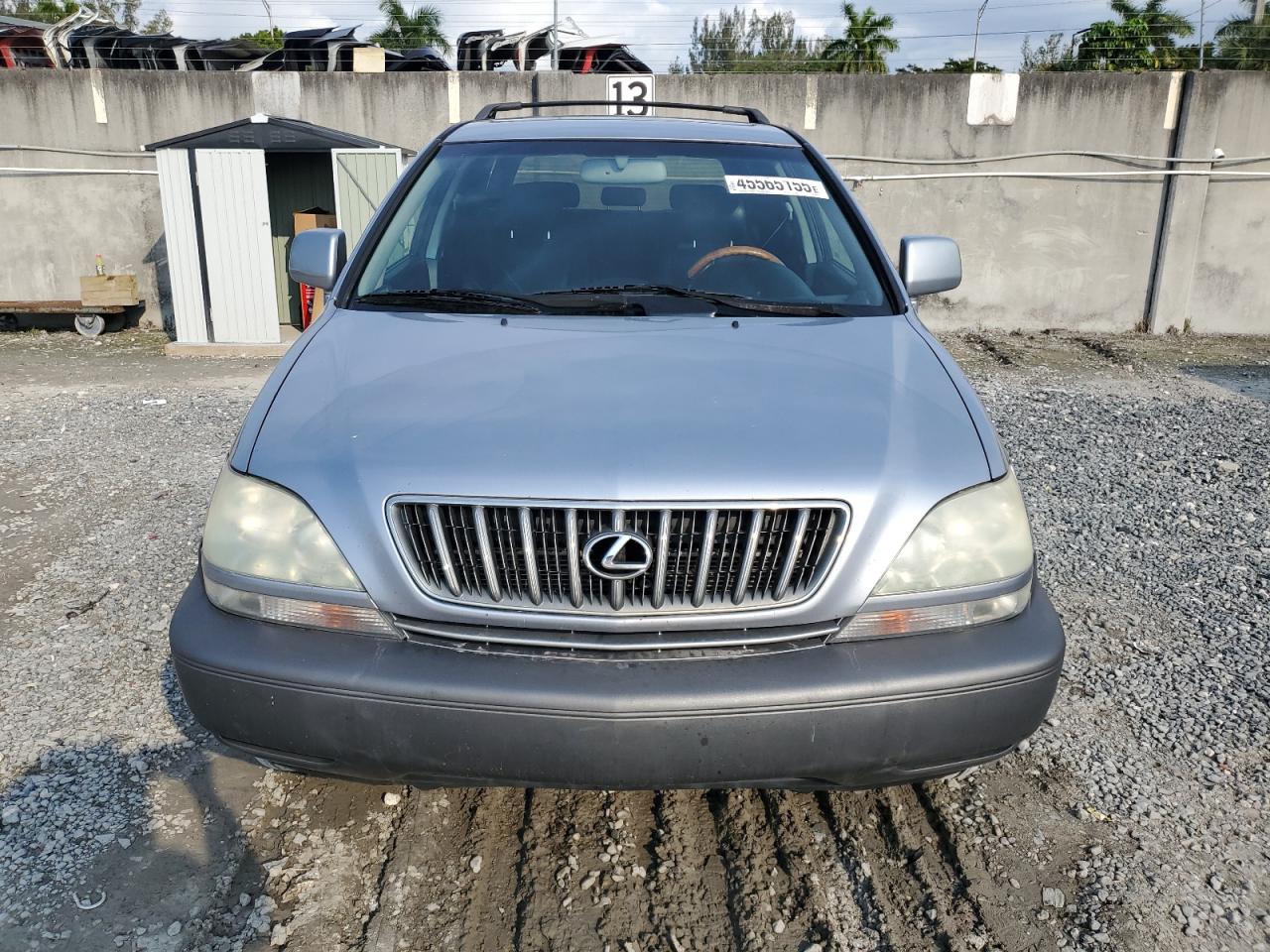 2001 Lexus RX - Image 5