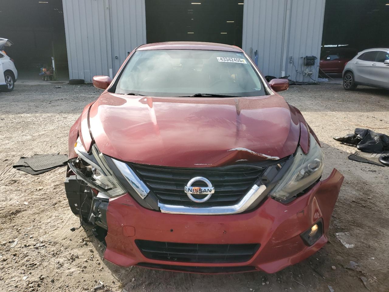 2016 Nissan Altima - Image 5