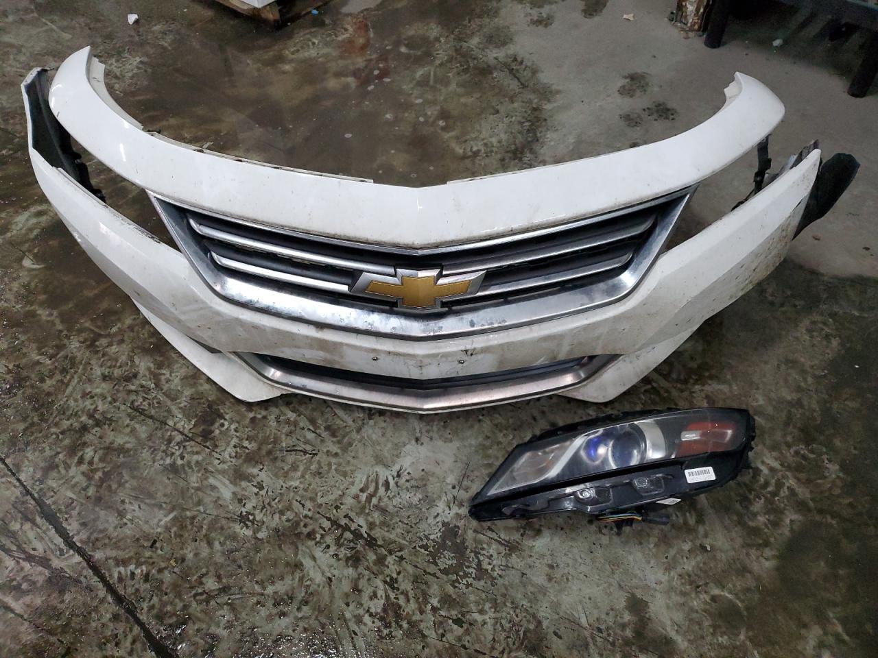 2017 Chevrolet Impala - Image 12