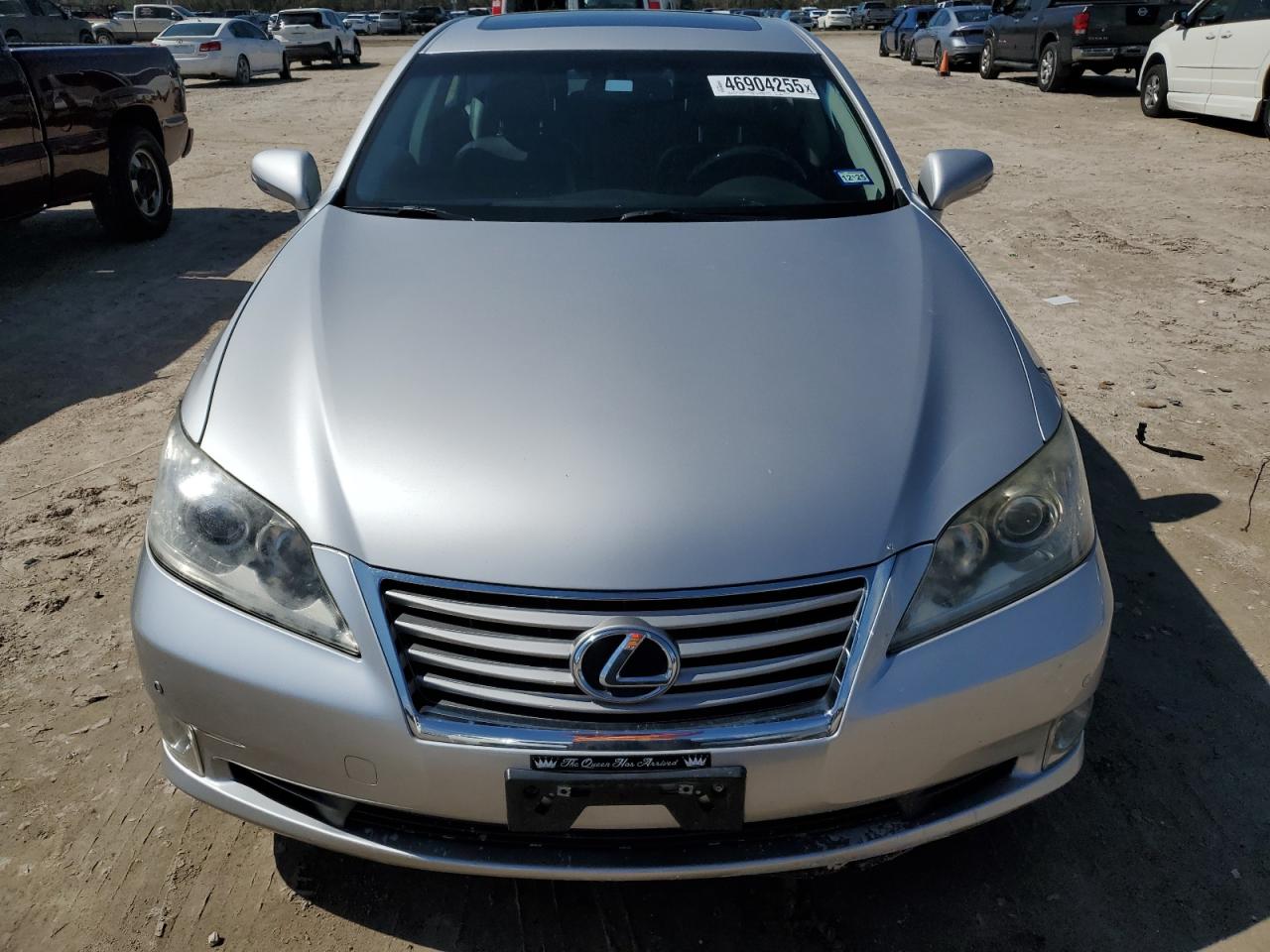 2011 Lexus ES - Image 5