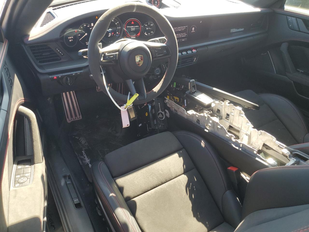2024 Porsche 911 - Image 8