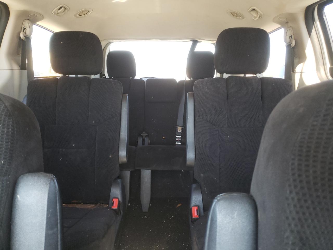 2014 Dodge Caravan - Image 10