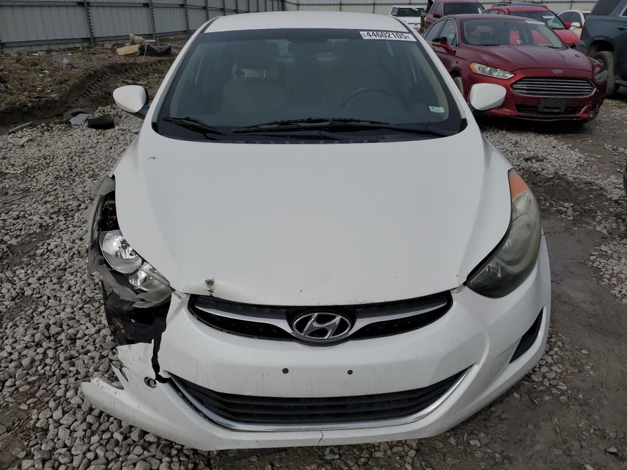 2011 Hyundai Elantra - Image 5