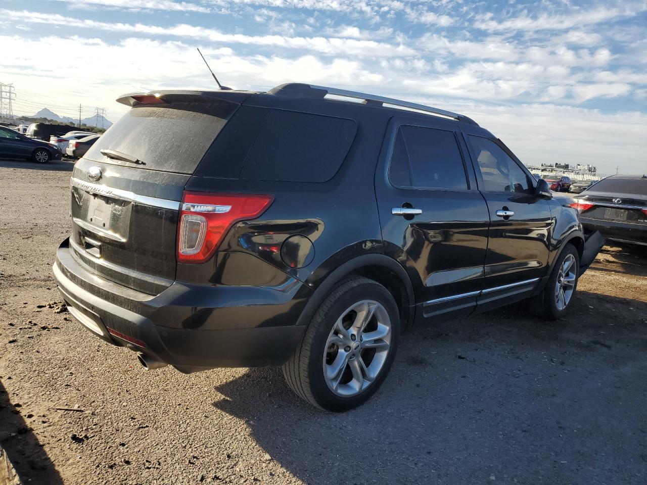 2014 Ford Explorer - Image 3