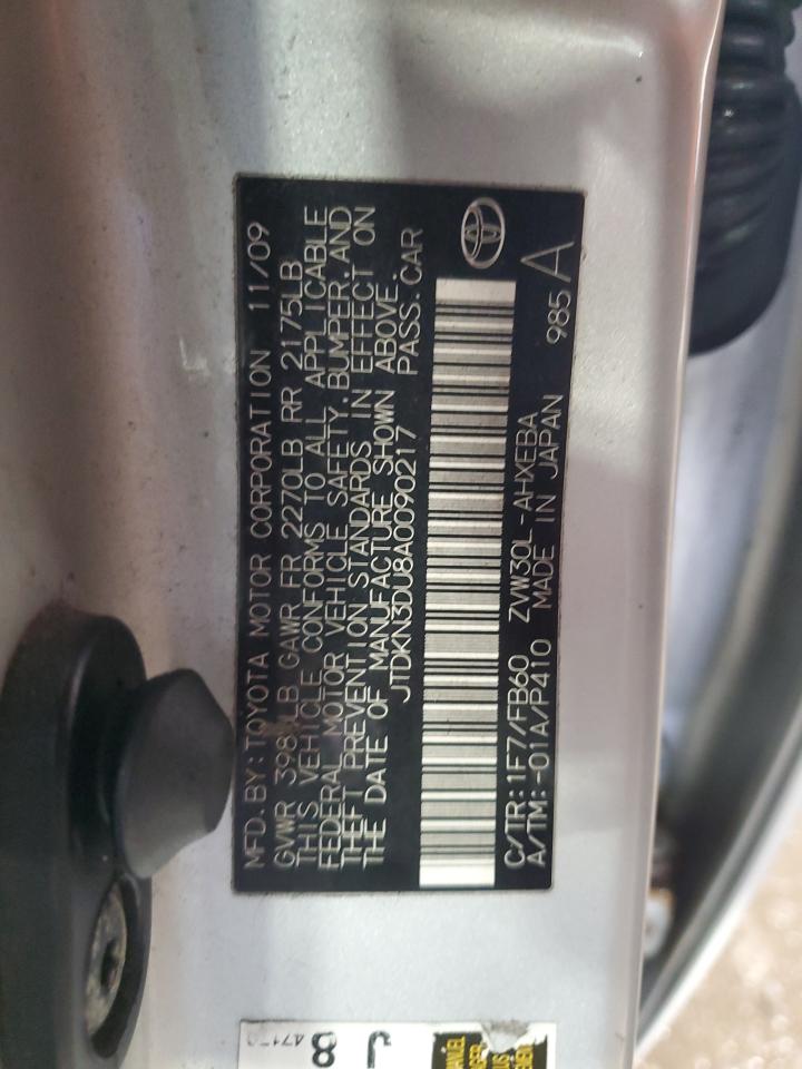 2010 Toyota Prius - Image 12