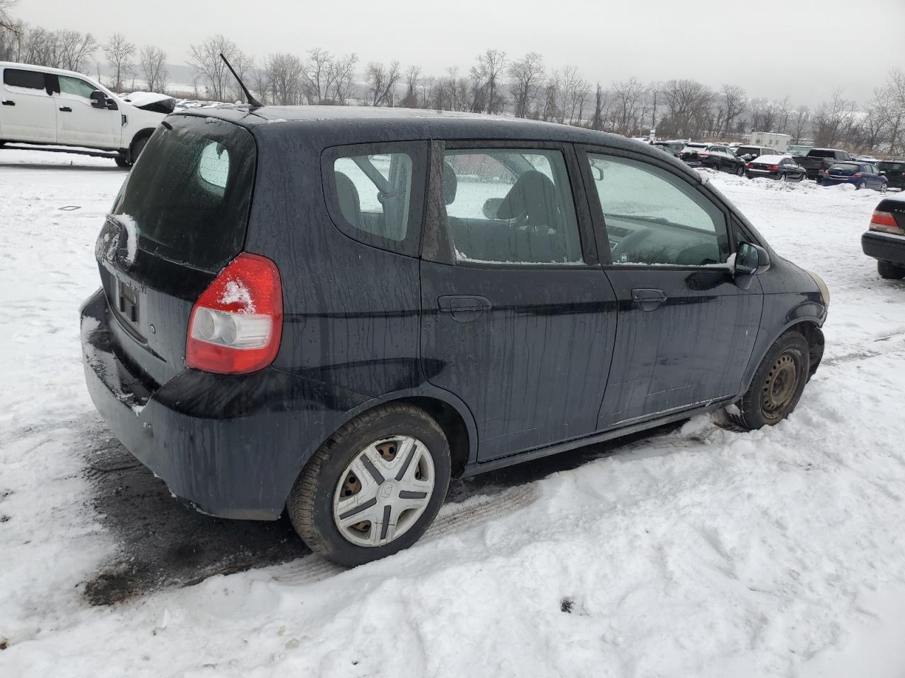 2007 Honda Fit - Image 3