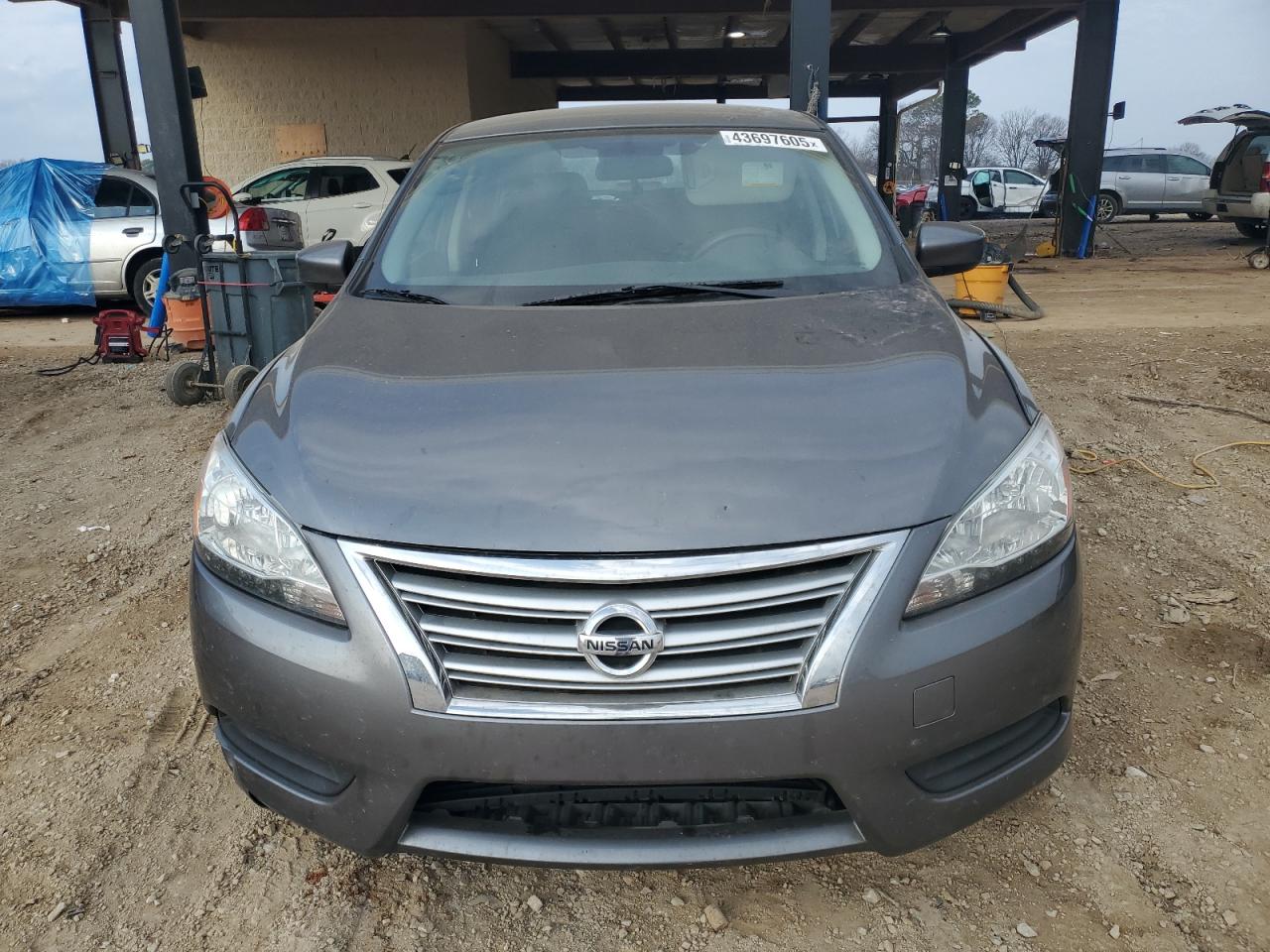 2015 Nissan Sentra - Image 5