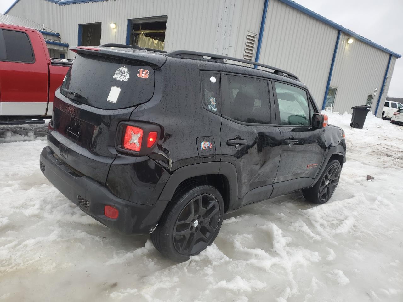 2020 Jeep Renegade - Image 3