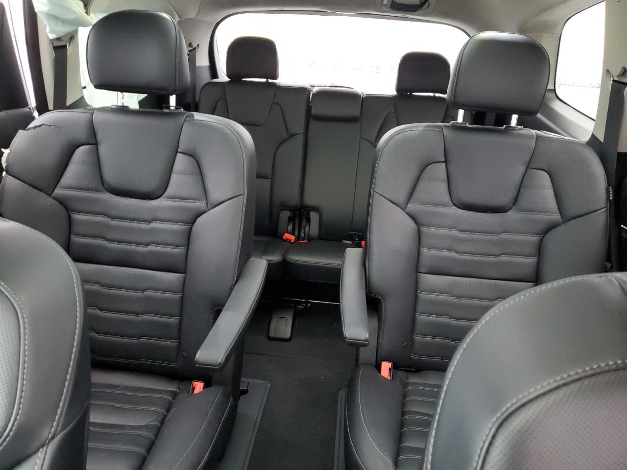 2024 Kia Telluride - Image 10