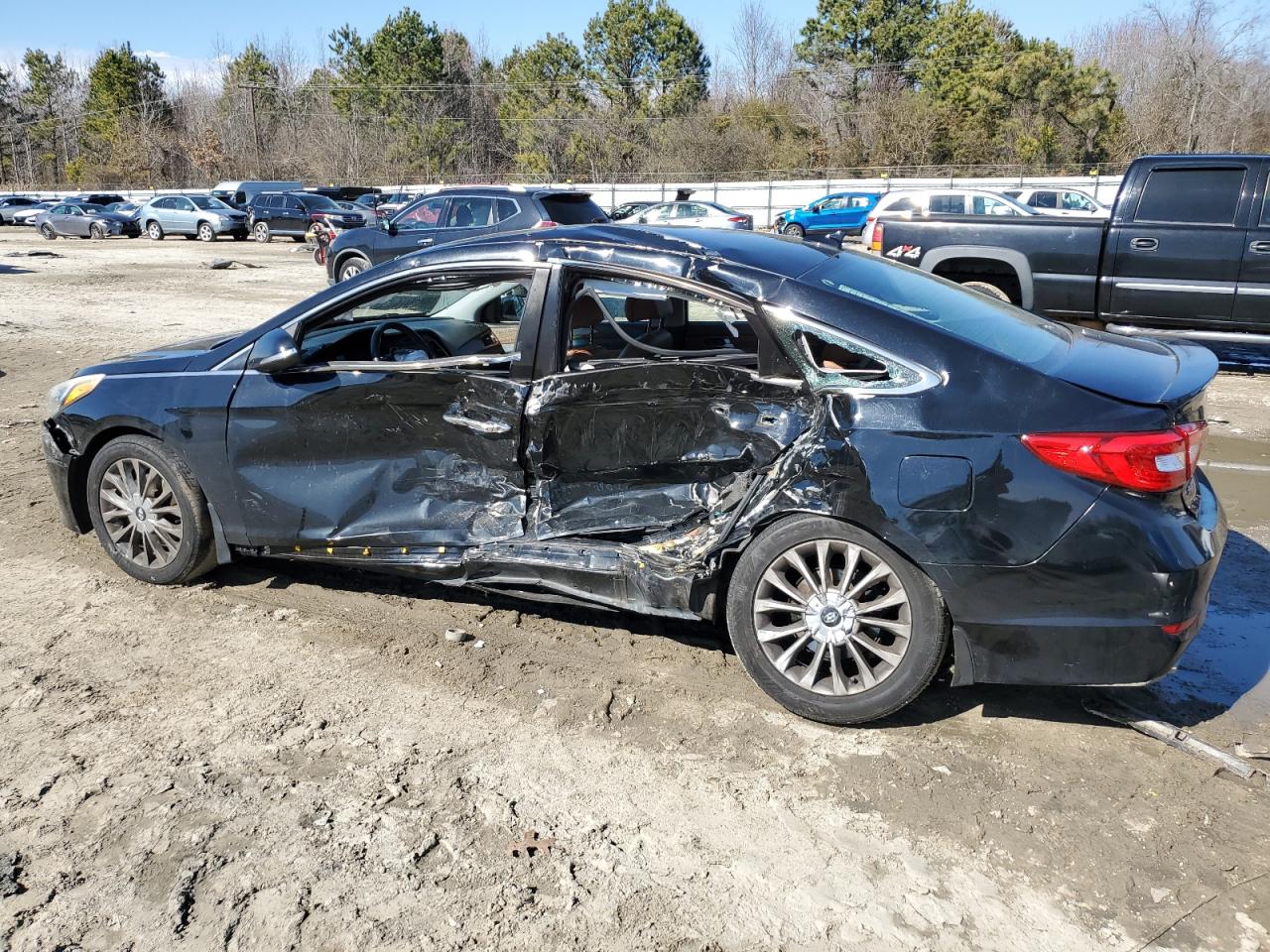 2015 Hyundai Sonata - Image 2