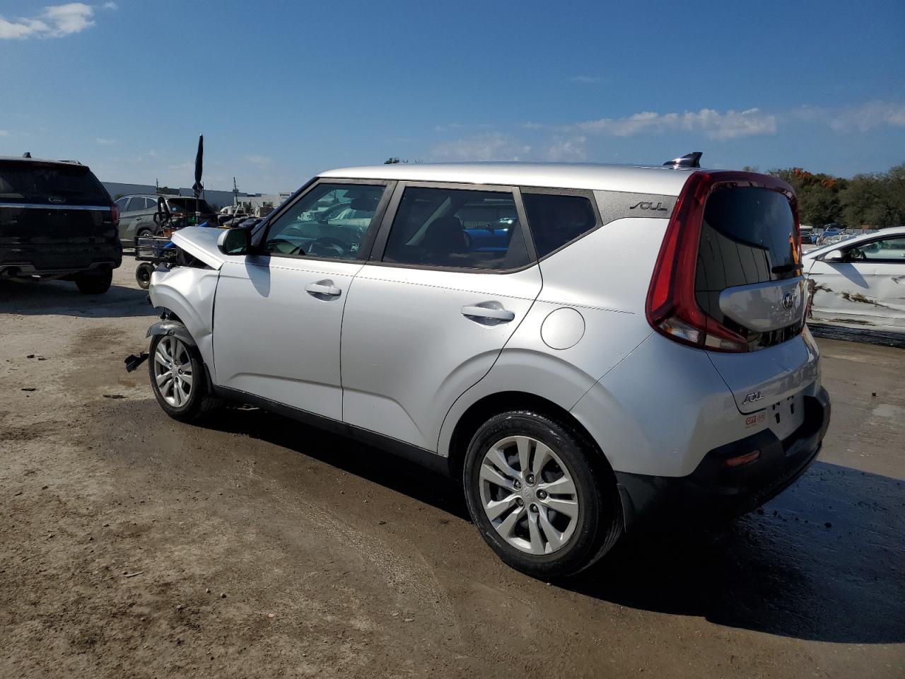 2020 Kia Soul - Image 2