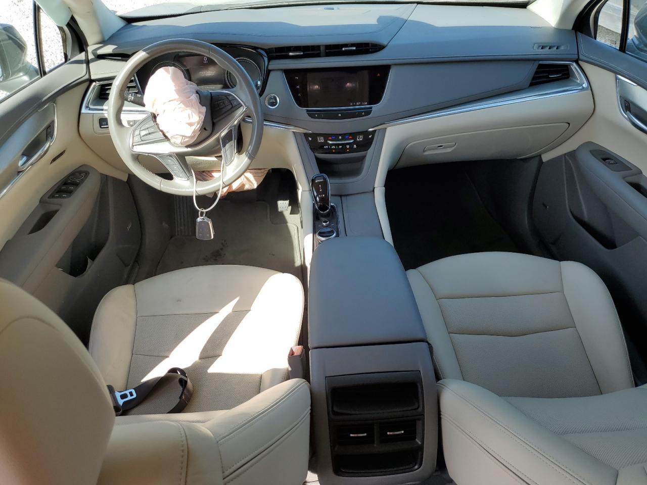 2021 Cadillac XT5 - Image 8