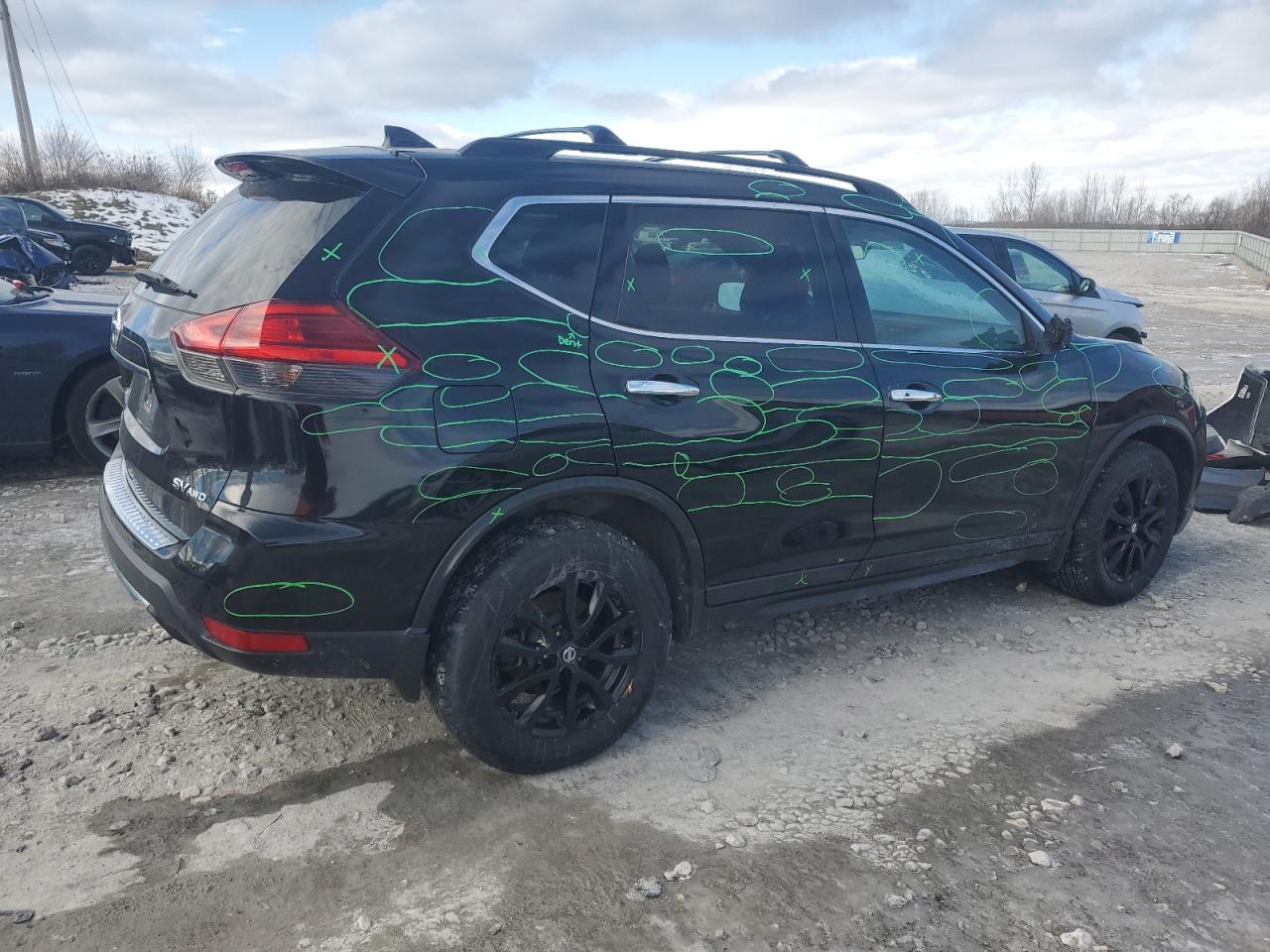 2017 Nissan Rogue - Image 3