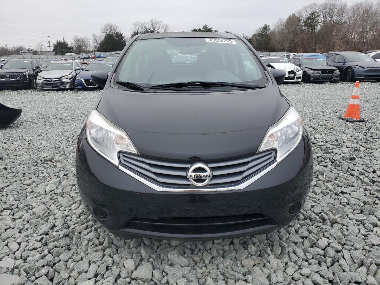 2015 Nissan Versa - Image 5