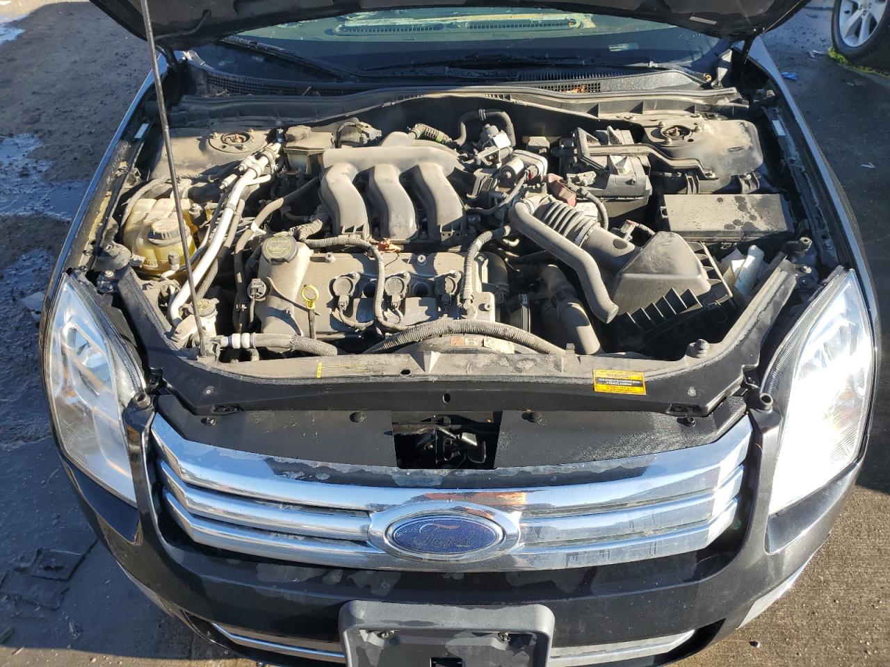 2009 Ford Fusion - Image 11