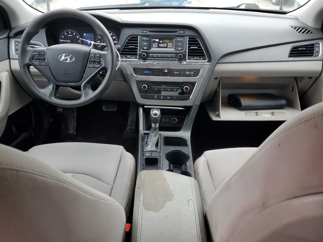 2017 Hyundai Sonata - Image 8