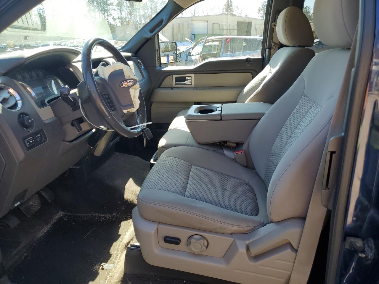 2010 Ford F-150 - Image 7