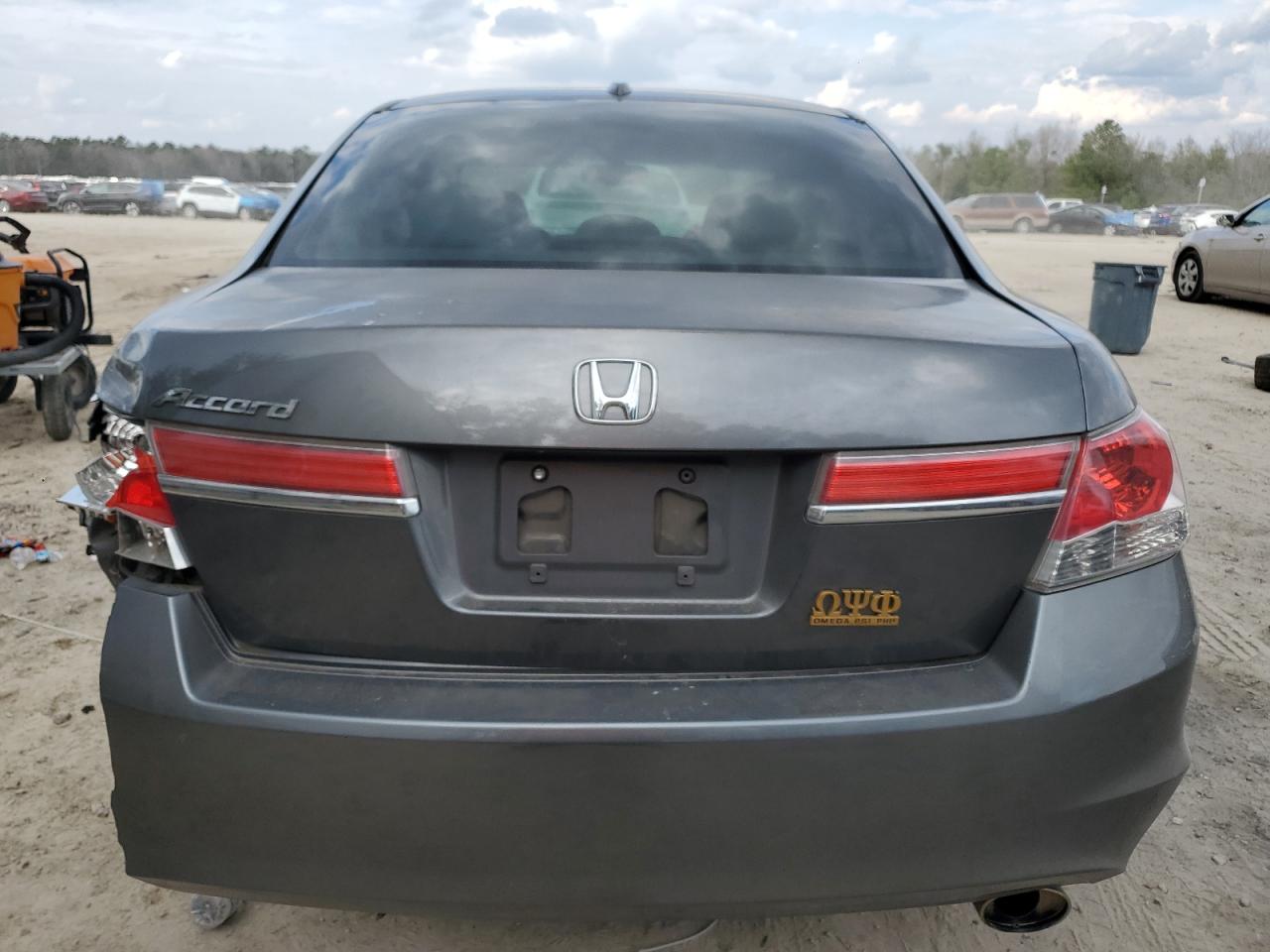 2012 Honda Accord - Image 6
