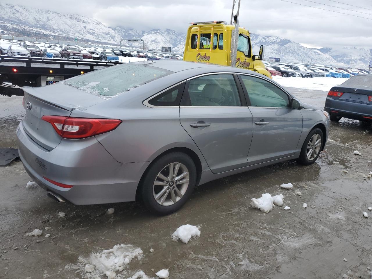 2016 Hyundai Sonata - Image 3