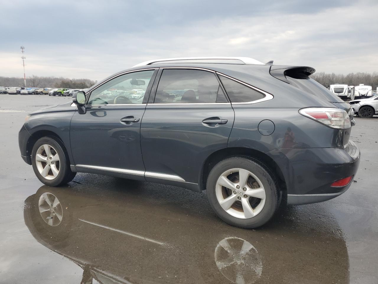2010 Lexus RX - Image 2
