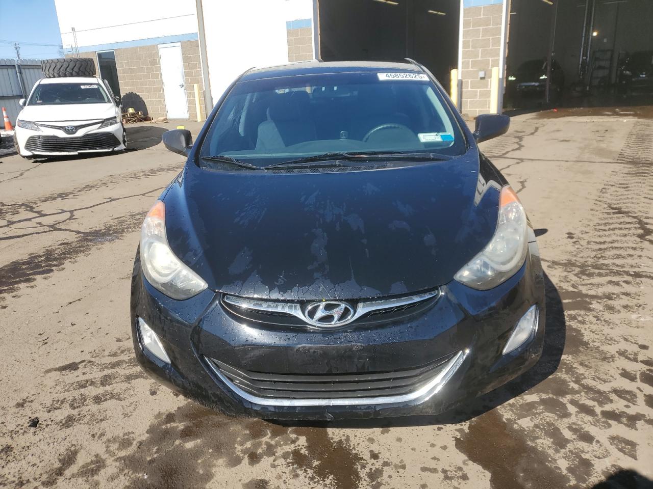 2012 Hyundai Elantra - Image 5