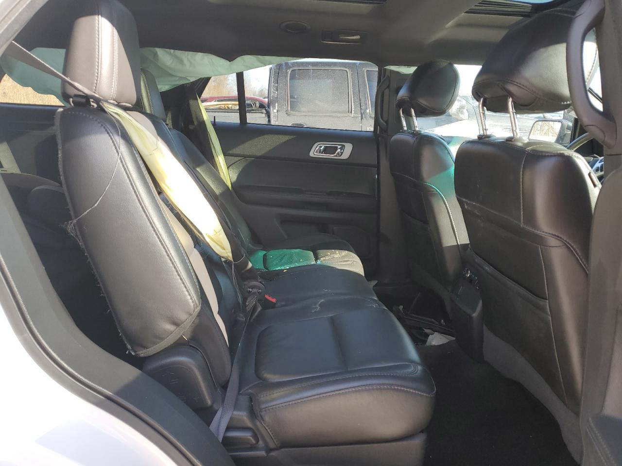 2014 Ford Explorer - Image 11