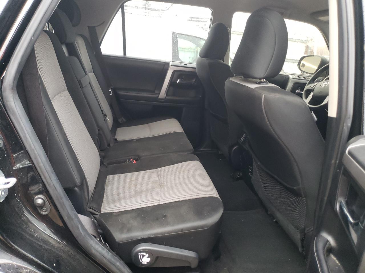 2019 Toyota 4Runner - Image 10